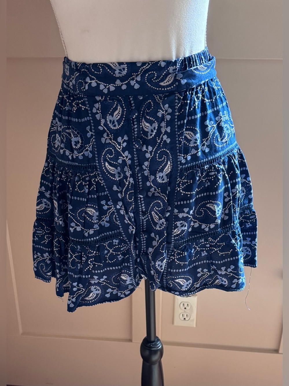 Francesca's Collections Navy Paisley Tiered Mini Skirt